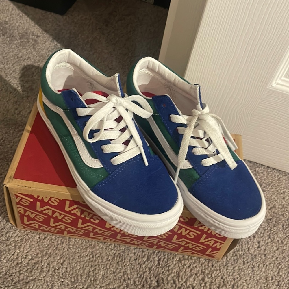 Vans